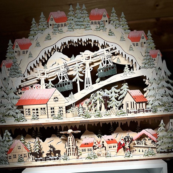Martha Stewart LED Winter Village Scene - Picture 5 of 14